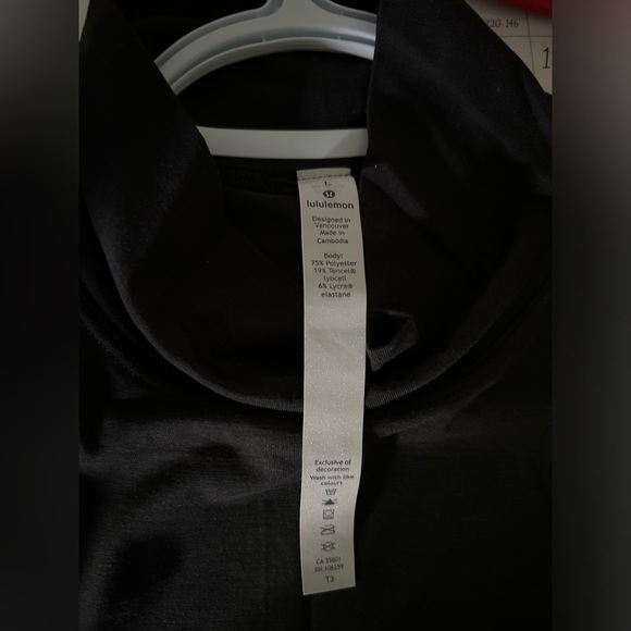 Lululemon Time To Restore Mockneck Tank - Picture 3 of 3